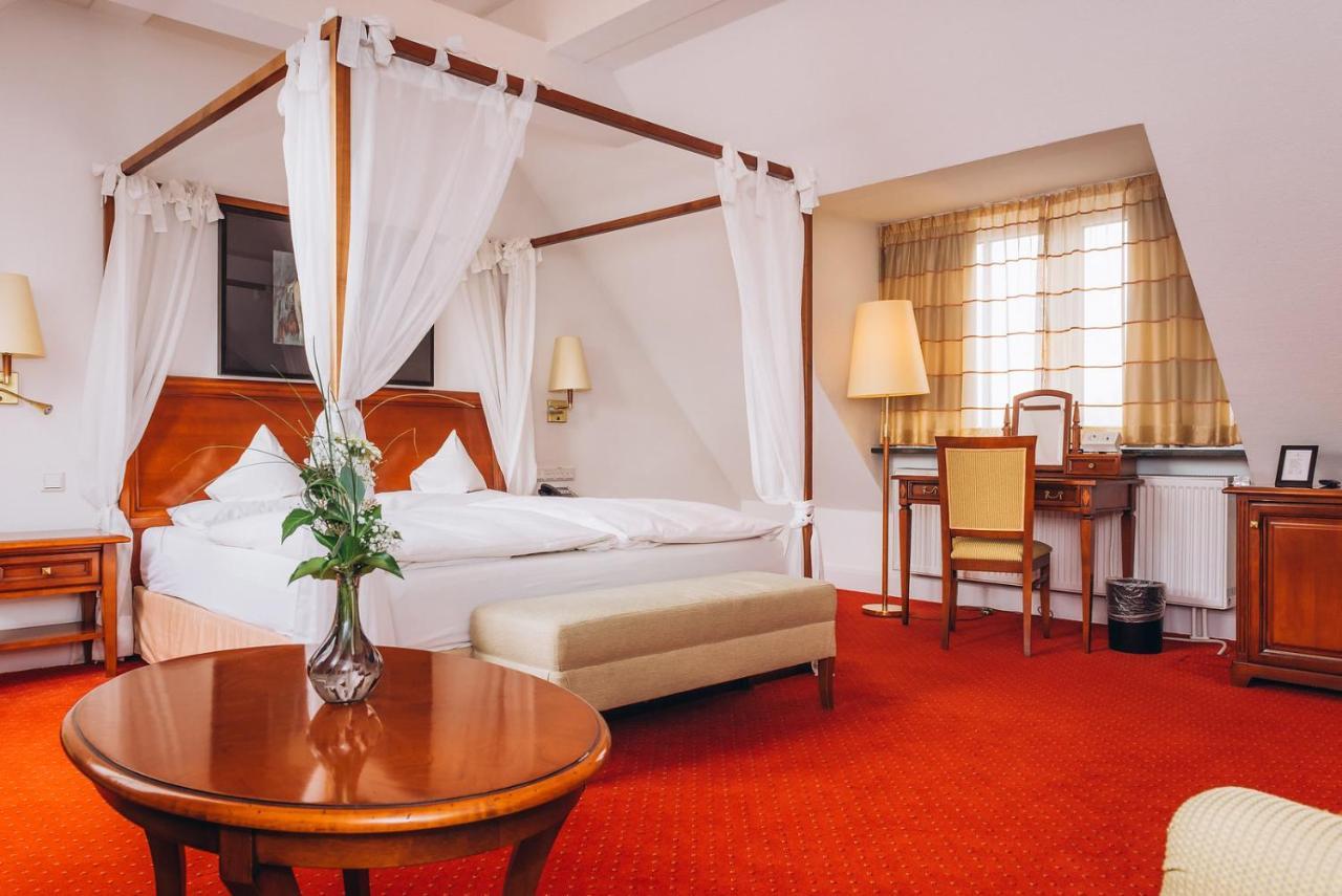 פפפנהופן אן דר אילם Hotel Moosburger Hof מראה חיצוני תמונה