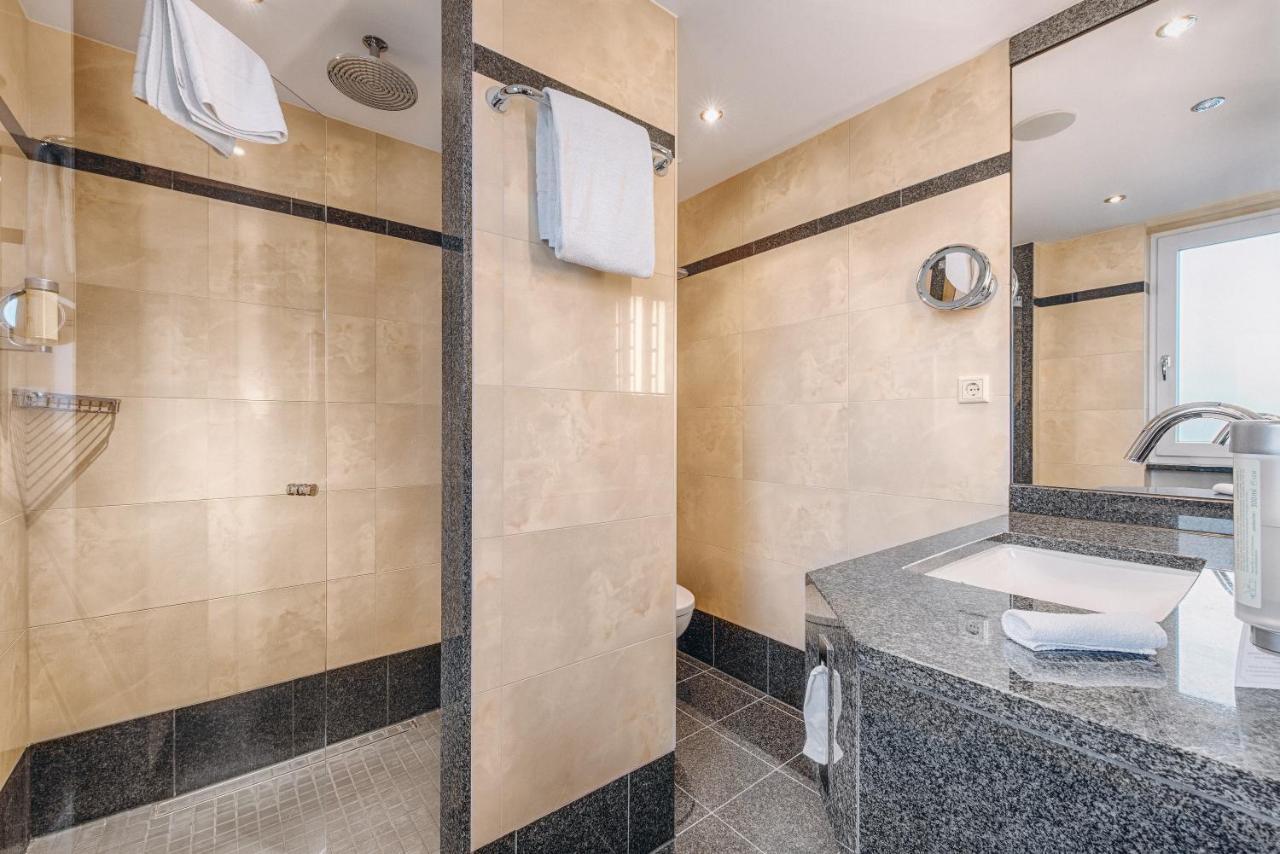 פפפנהופן אן דר אילם Hotel Moosburger Hof מראה חיצוני תמונה